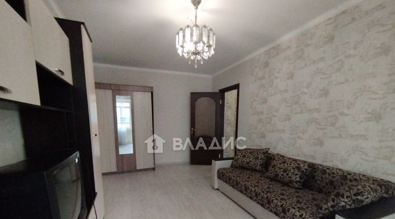 квартира г Белгород Западный ул Есенина 24 фото 3