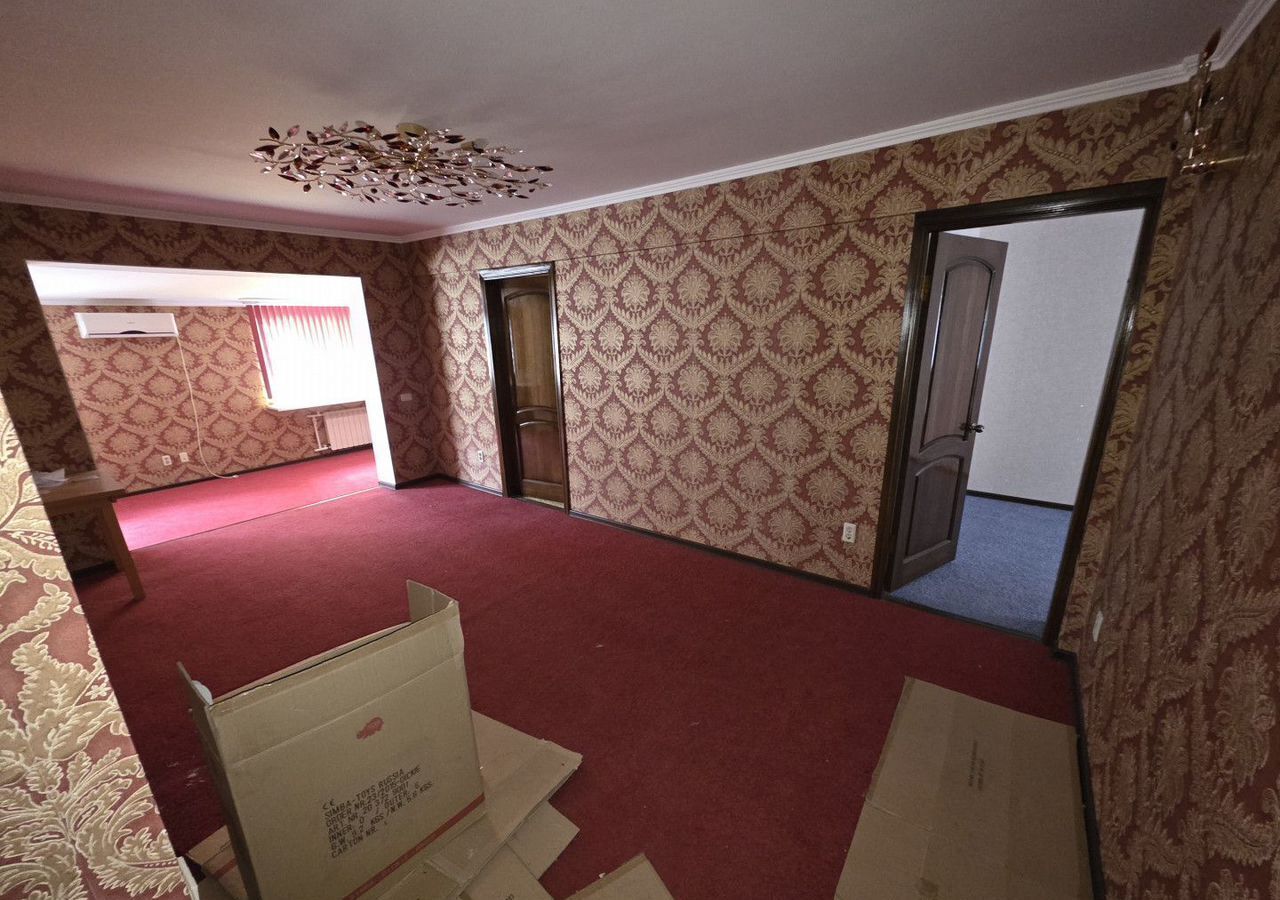 квартира г Астрахань р-н Ленинский ул 28-й Армии 14к/1 фото 4