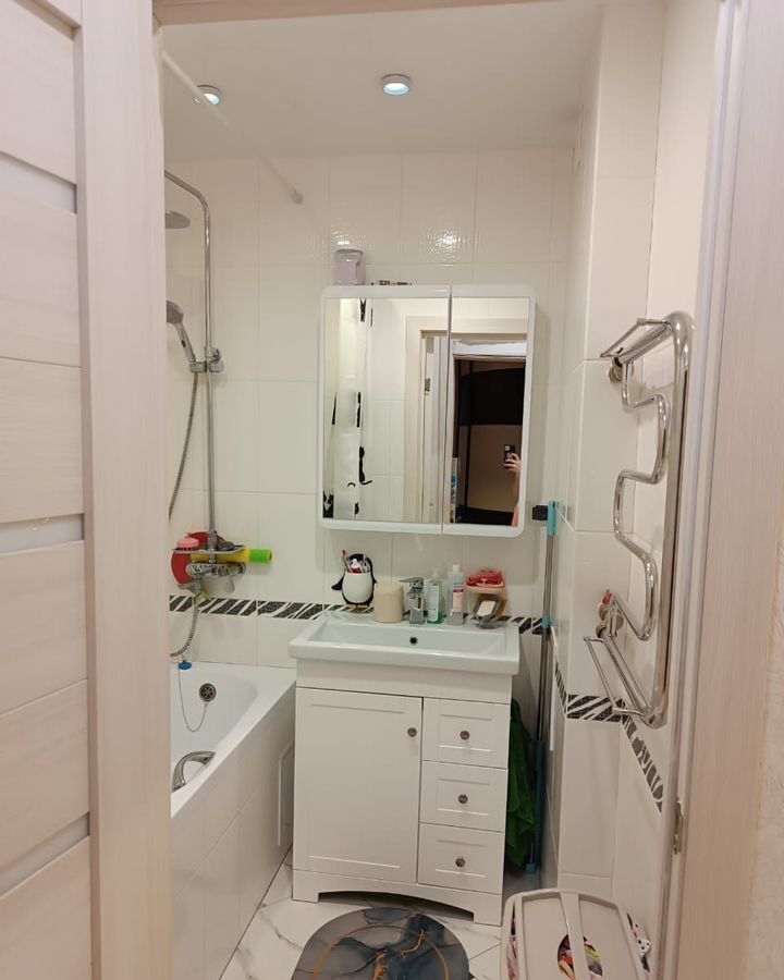 квартира г Омск р-н Центральный ул 21-я Амурская 25к/1 фото 10