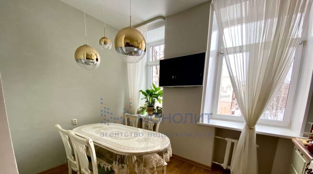 квартира г Нижний Новгород Буревестник ул Страж Революции 6/3 фото 1