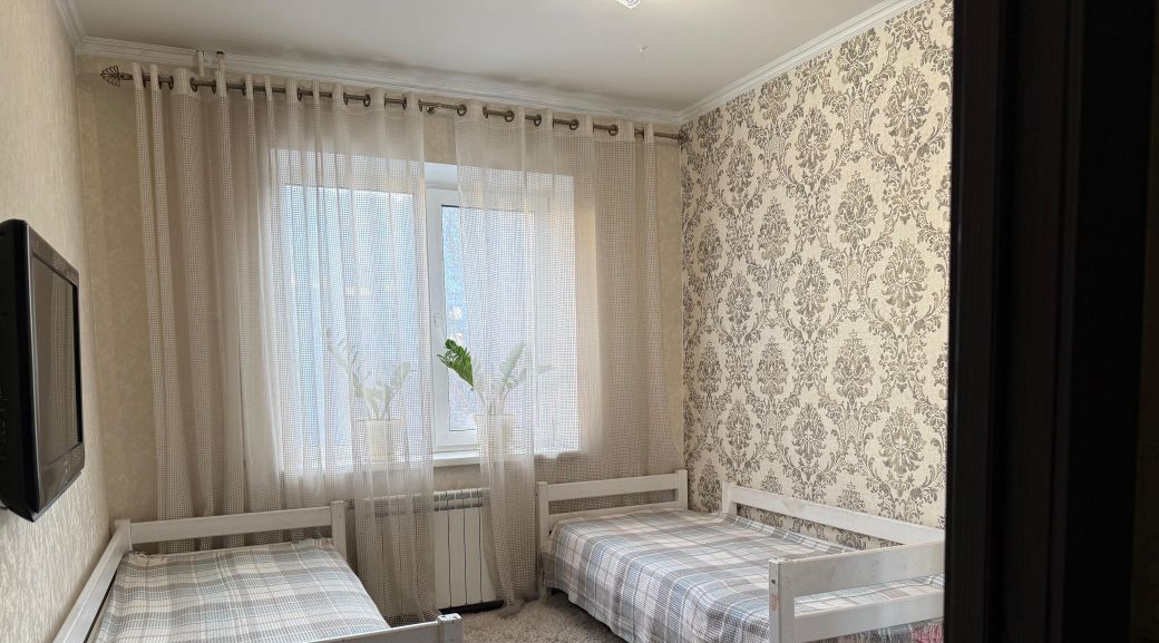 квартира г Омск р-н Кировский ул 70 лет Октября 22/1 фото 9