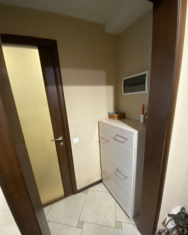 квартира г Саратов р-н Волжский ул Кузнечная 11/21 фото 5