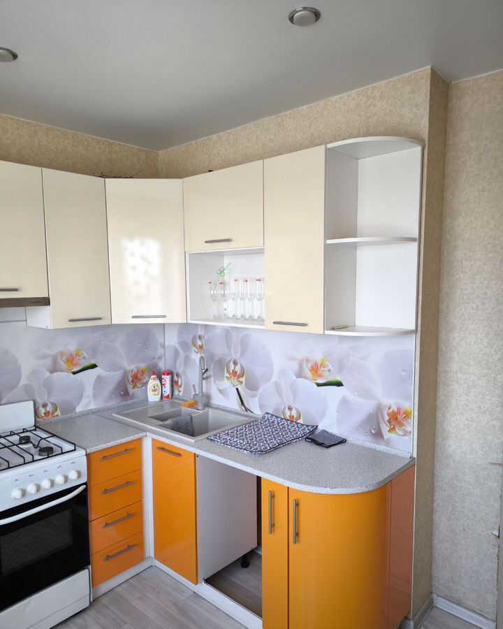 квартира г Омск р-н Центральный ул 21-я Амурская 39 фото 2