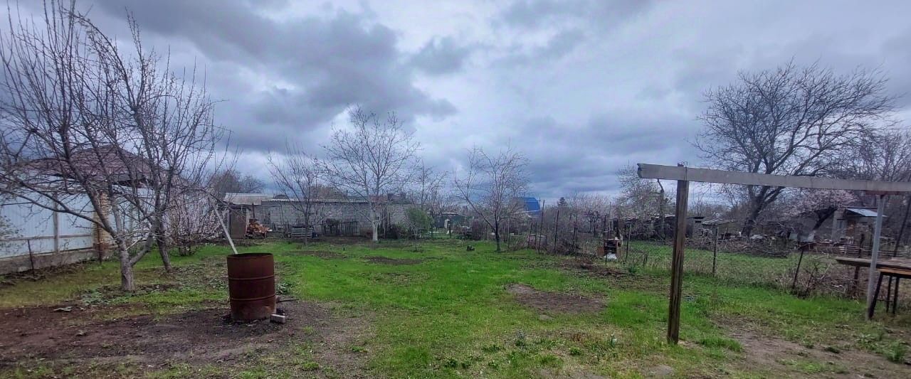 дом г Волгоград п Водопроводчиков р-н Тракторозаводский ул Вишневая СПК фото 13