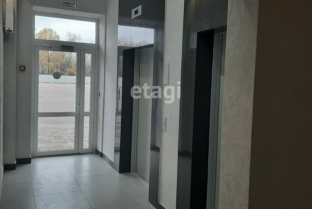 квартира г Краснодар р-н Прикубанский ул им. лётчика Позднякова 2к/15 фото 18