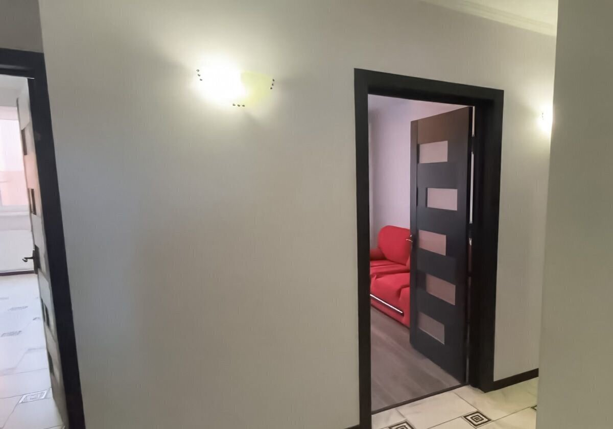 квартира г Краснодар р-н Карасунский ул им. Селезнева 4/4 фото 2