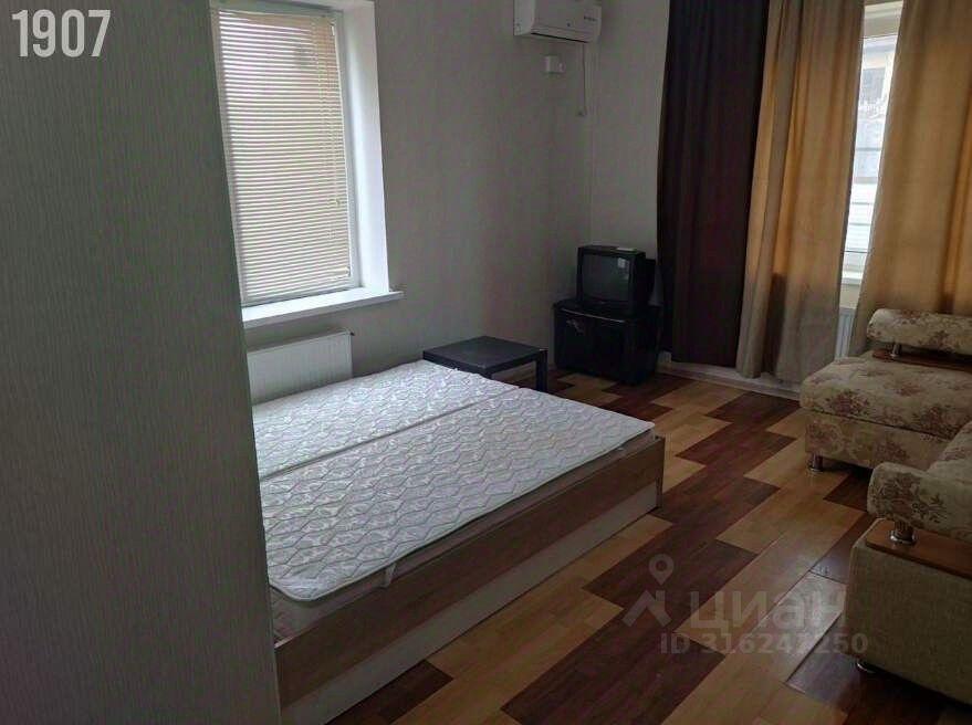 квартира г Краснодар р-н Прикубанский ул Кисляковская 2/4 фото 1