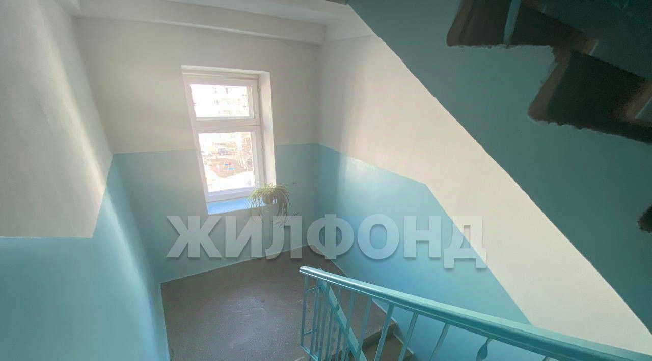 квартира г Барнаул р-н Индустриальный ул Лазурная 24 фото 12