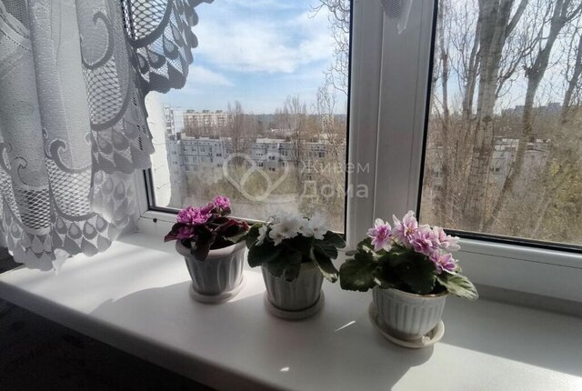 р-н Дзержинский мкр Жилгородок дом 8 фото