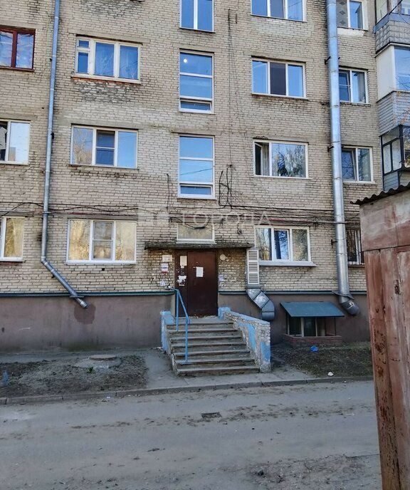 комната г Барнаул р-н Октябрьский пр-кт Комсомольский 112 фото 2