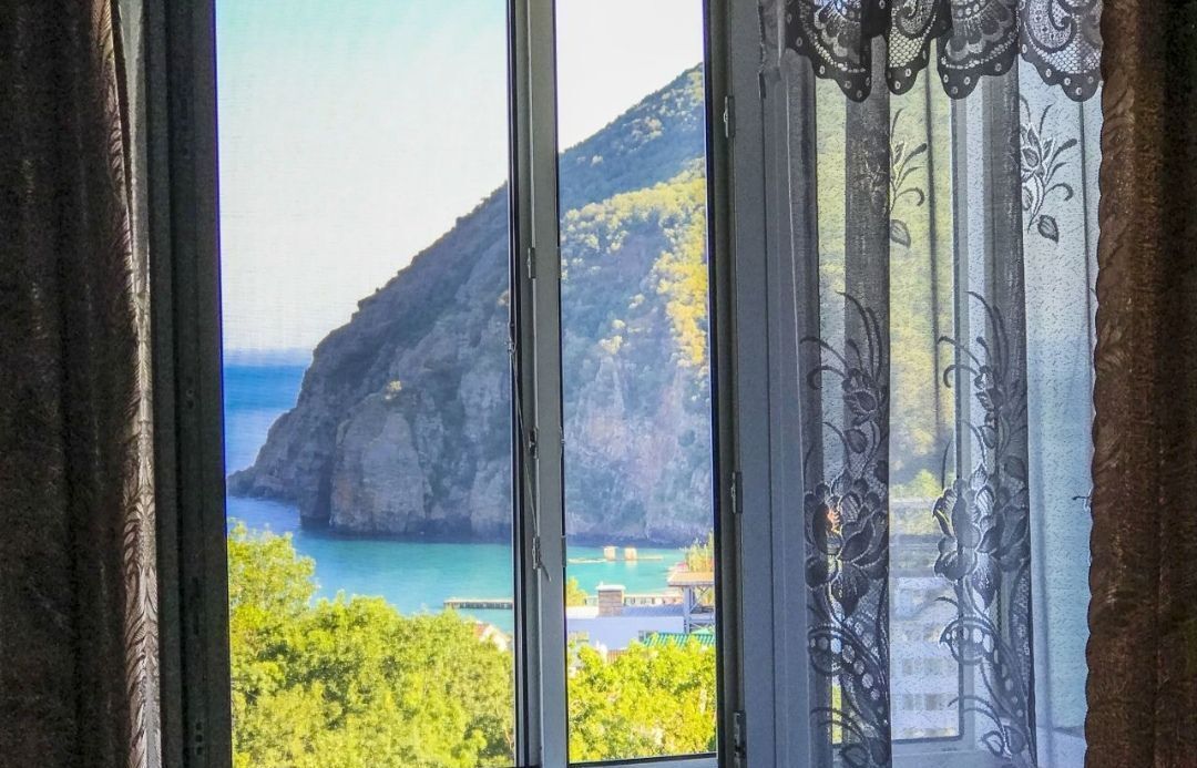 комната г Алушта пгт Партенит ул Фрунзенское шоссе 4 фото 3