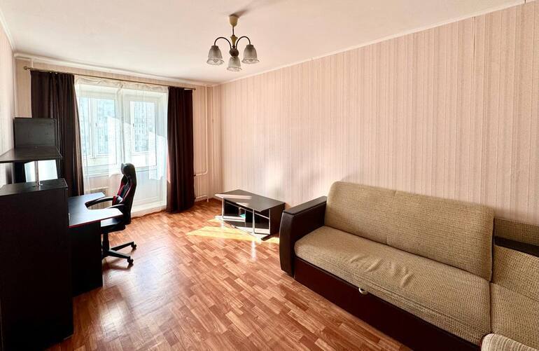 квартира г Курск р-н Центральный пр-кт Вячеслава Клыкова 58 фото 2