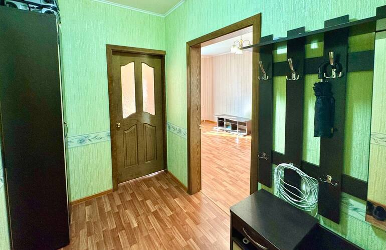 квартира г Курск р-н Центральный пр-кт Вячеслава Клыкова 58 фото 3