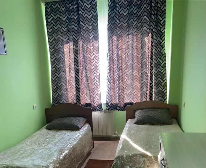 комната г Южно-Сахалинск ул 2-я Центральная 39б фото 1