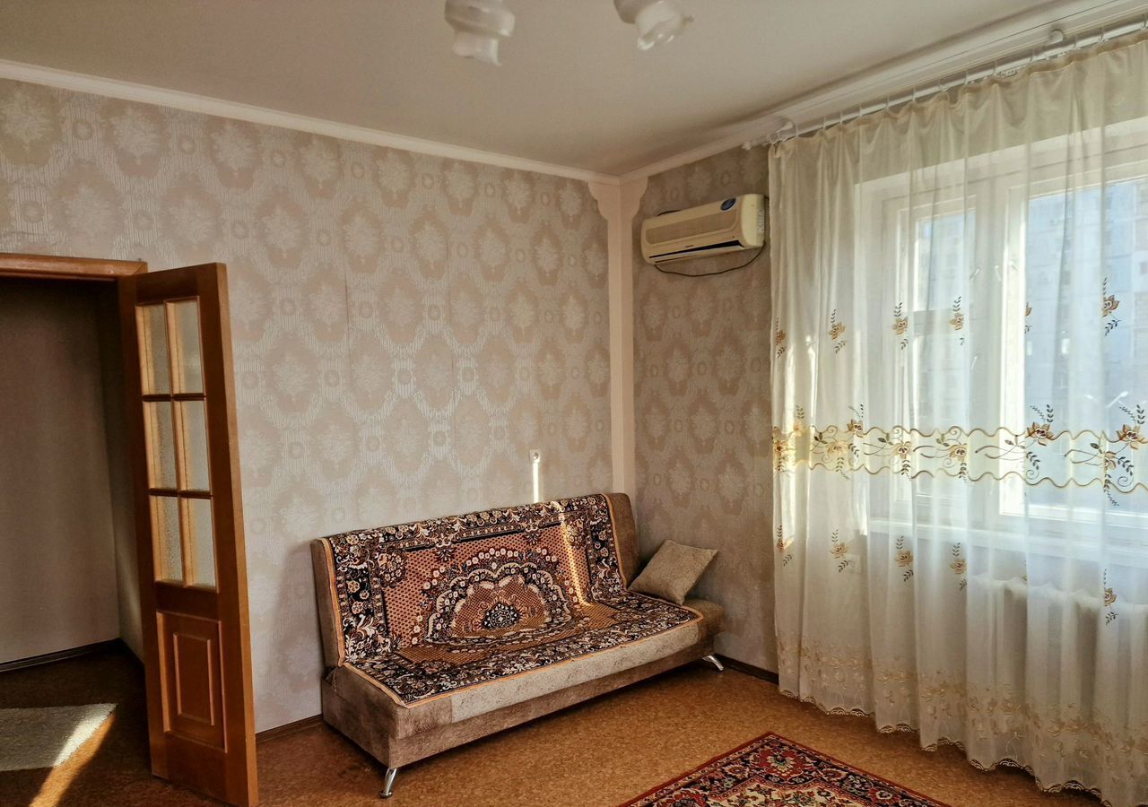 квартира г Астрахань р-н Кировский ул Куликова 42к/2 фото 4