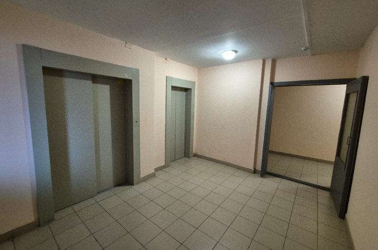 квартира г Брянск рп Радица-Крыловка Бежицкий район ул Желябова д. 47 Школа 61/Ткацкий пр-д Камвольный комбинат фото 17