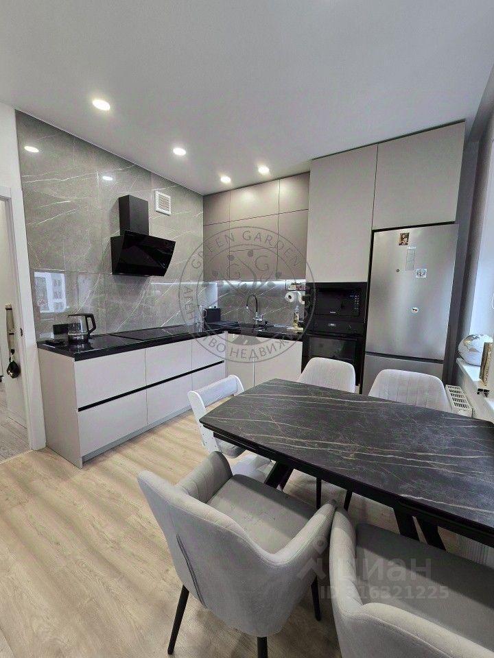 квартира г Екатеринбург Академический ул Академика Парина 40/3 фото 1