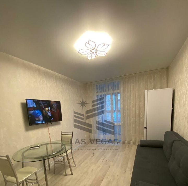 квартира г Казань метро Горки ул Азата Аббасова 21а фото 2