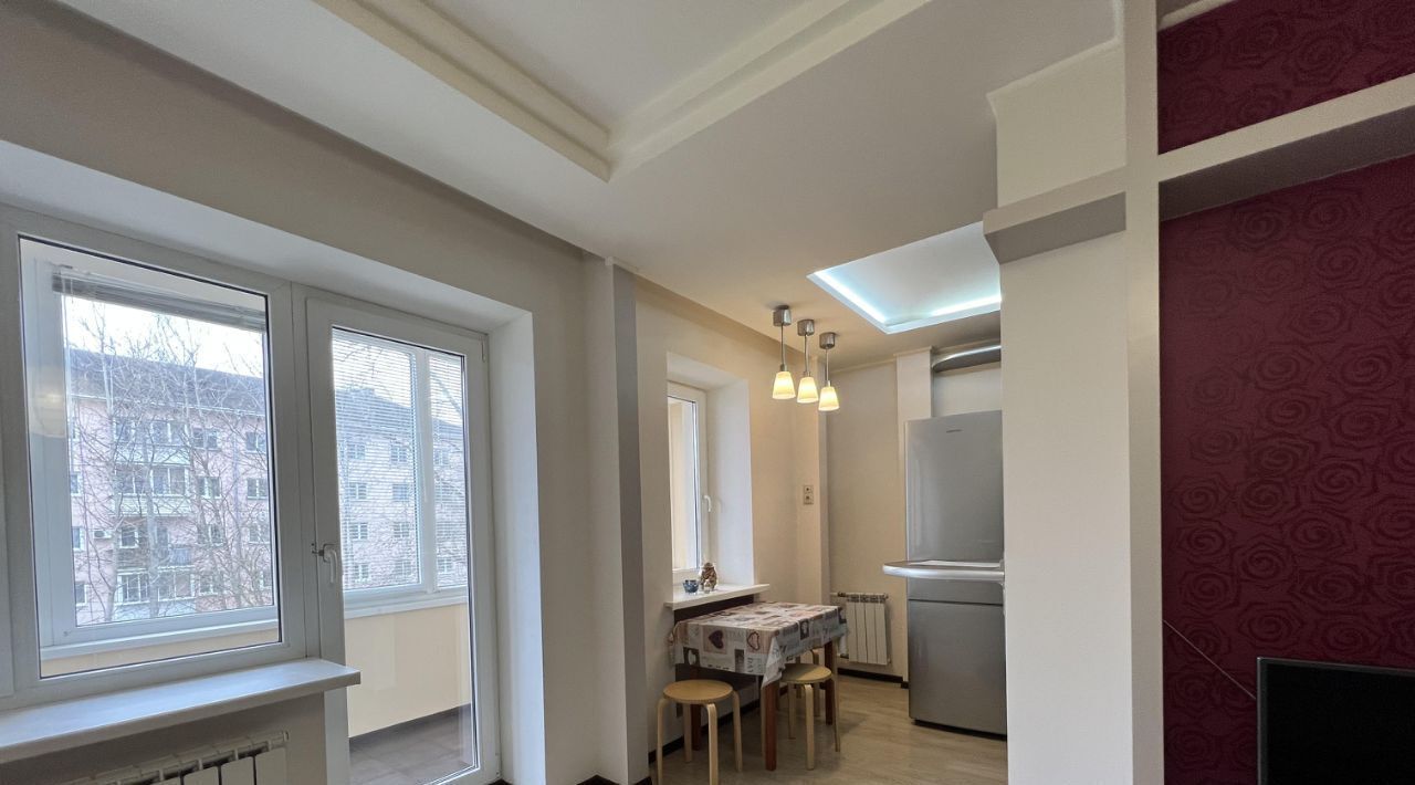 квартира г Великий Новгород ул Хутынская 6а фото 7
