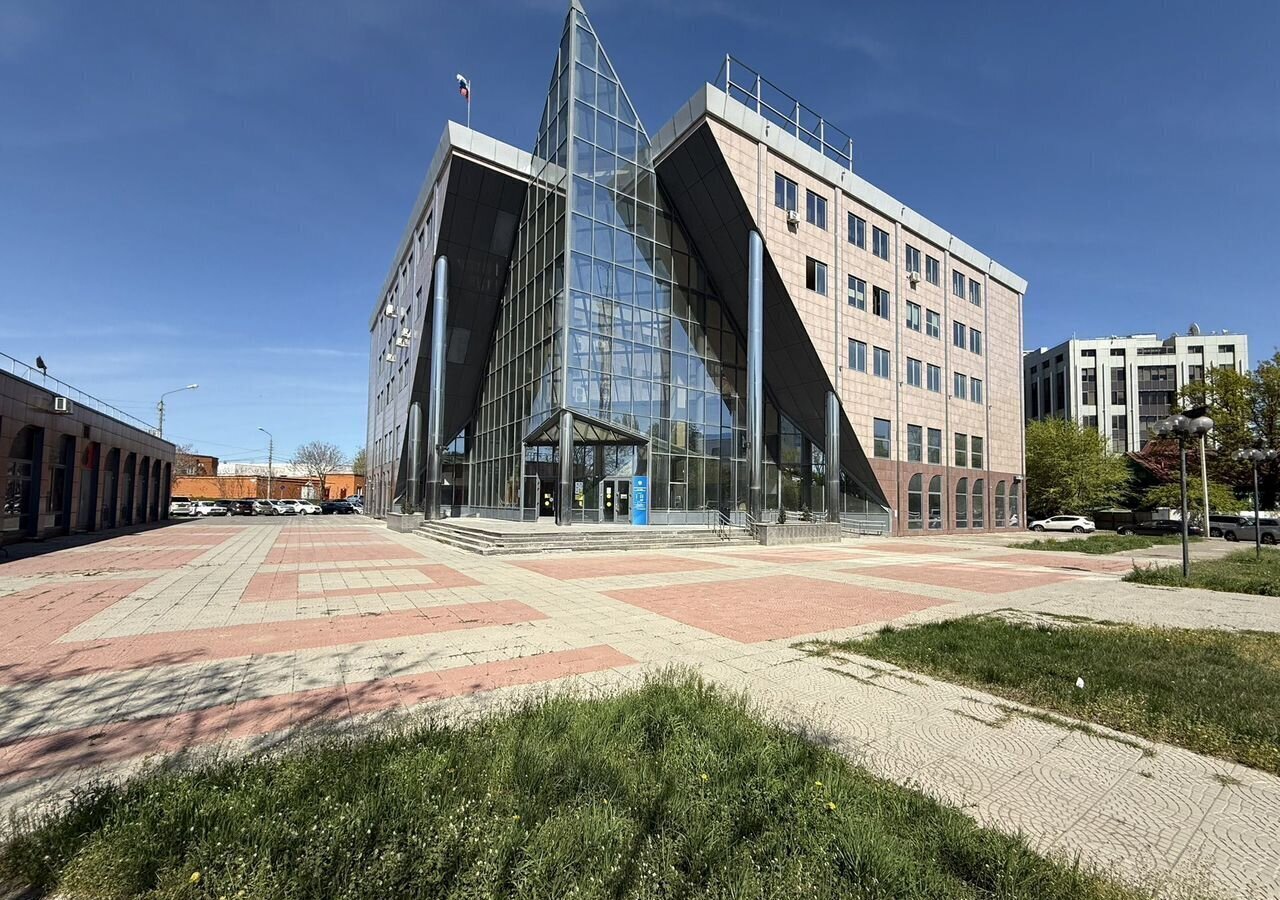 свободного назначения г Астрахань р-н Кировский пр-кт Губернатора Анатолия Гужвина 10 фото 1