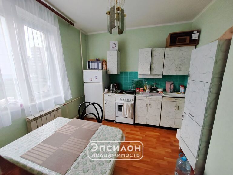 квартира г Курск р-н Центральный пр-кт Вячеслава Клыкова 26 фото 2