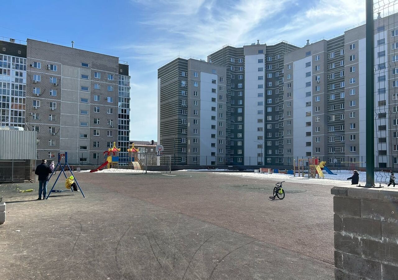 квартира г Уфа р-н Калининский ул Маяковского 11 ЖК Изумрудный фото 16