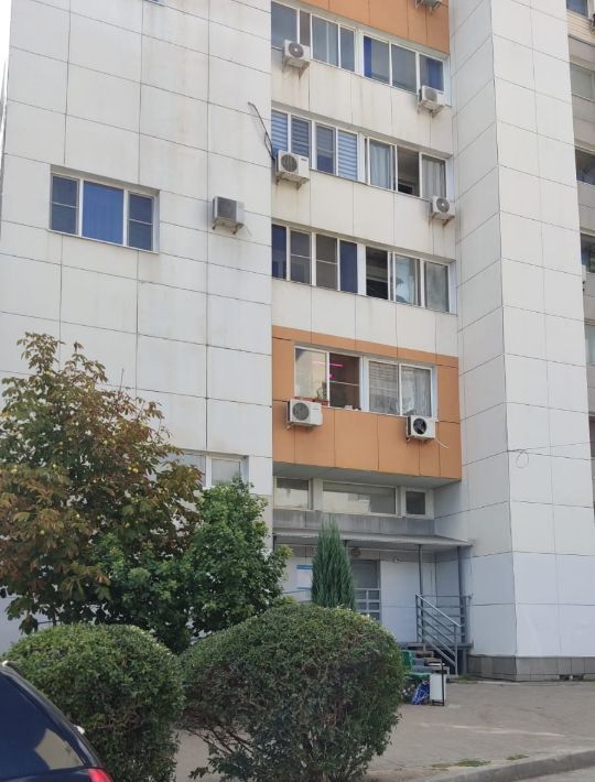 квартира г Волгоград р-н Дзержинский ул 51-й Гвардейской 30а фото 3