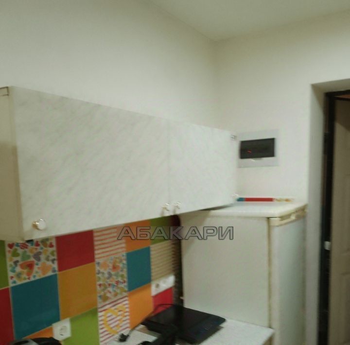квартира г Красноярск р-н Октябрьский ул Курчатова 12 фото 3