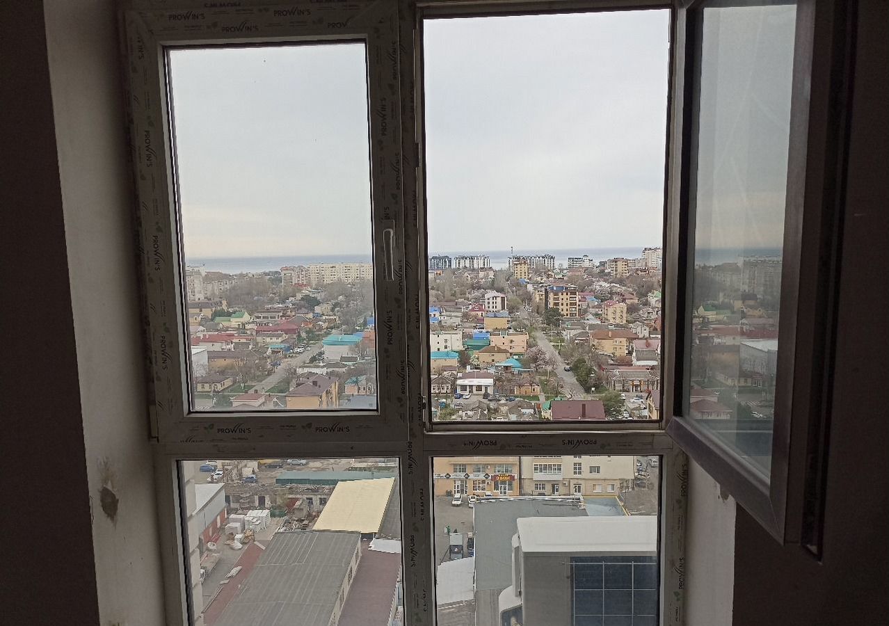 квартира р-н Анапский г Анапа ул Толстого 130к/3 фото 3