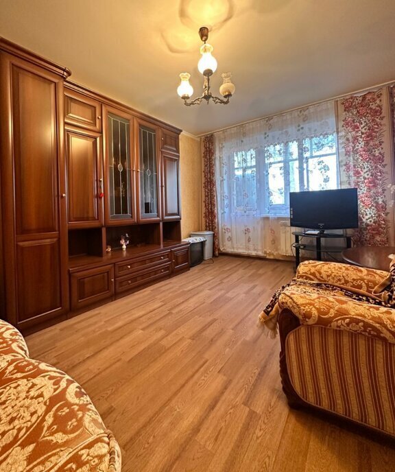 квартира р-н Нижнекамский г Нижнекамск пр-кт Химиков 20 фото 3