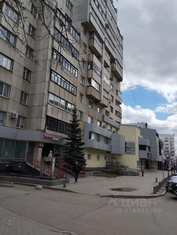 квартира г Екатеринбург р-н Октябрьский ул Луначарского 137 фото 2