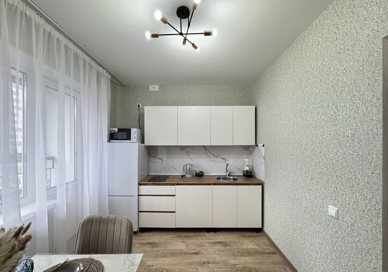 квартира г Омск р-н Центральный пр-д 4-й Амурский 9 фото 2