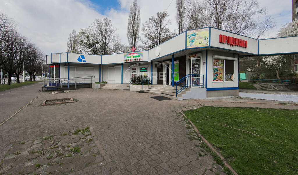 торговое помещение г Калининград р-н Ленинградский пр-кт Московский 1а фото 1