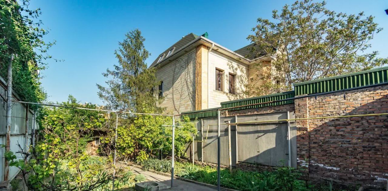 дом г Ростов-на-Дону р-н Октябрьский ул Таганрогская фото 23