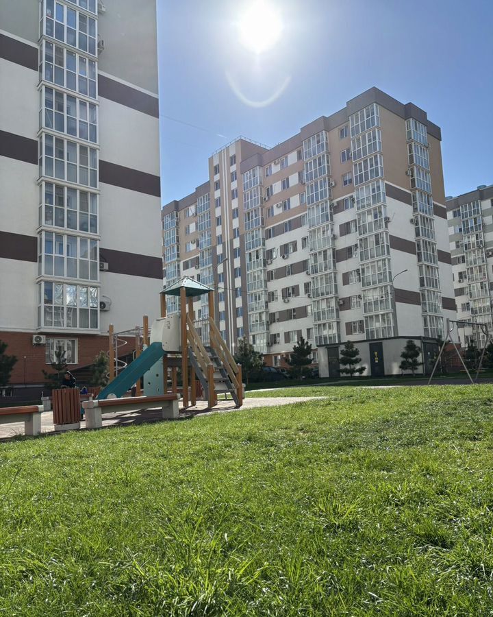 квартира г Волгоград р-н Кировский ул им. Гаря Хохолова 9 фото 14