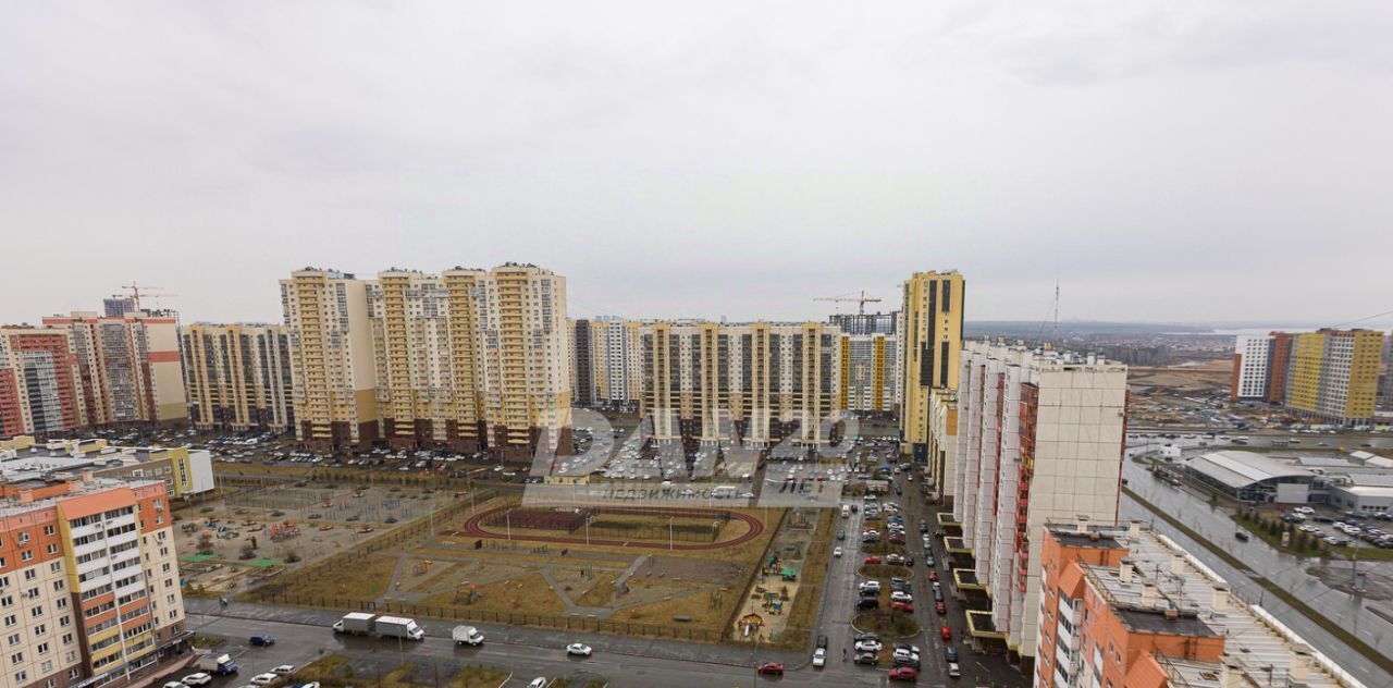 квартира г Челябинск р-н Калининский ул Братьев Кашириных 131б фото 15