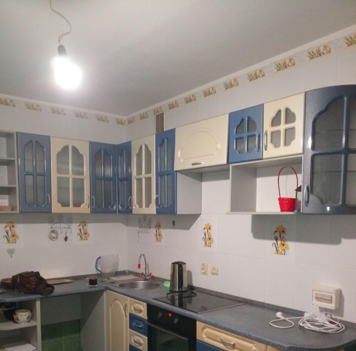 квартира г Астрахань р-н Кировский ул Валерии Барсовой 17к/2 фото 1