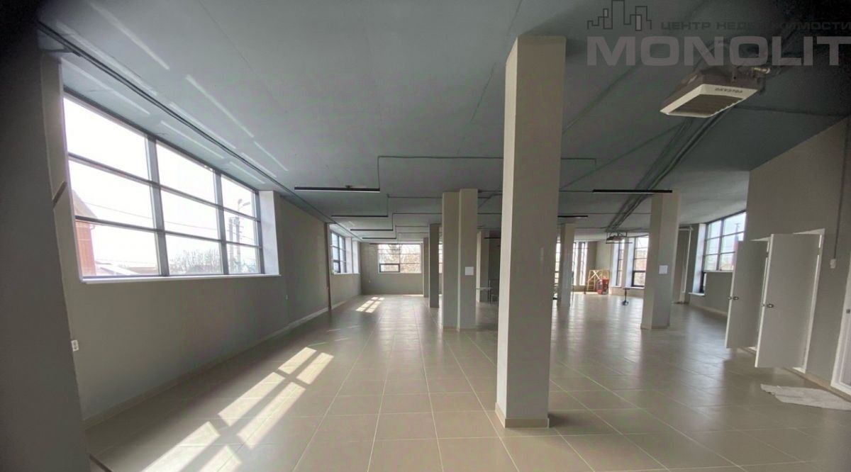 торговое помещение г Екатеринбург Машиностроителей ул Губахинская 2 фото 1