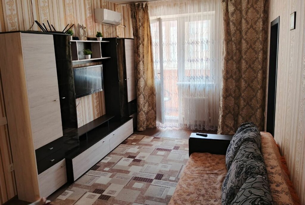квартира г Краснодар р-н Прикубанский Славянский микрорайон ул Заполярная 35к/7 фото 1