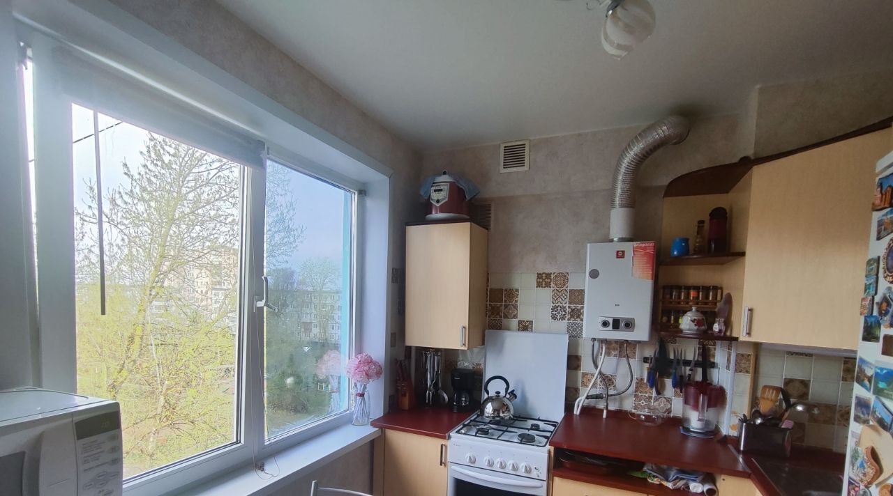 квартира г Великий Новгород ул Октябрьская 4к/2 фото 1