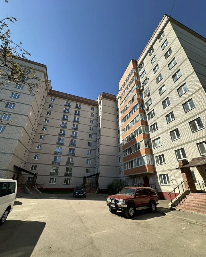 квартира г Смоленск р-н Промышленный ул Попова 52а фото 1