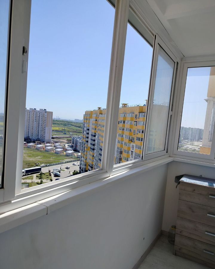 квартира г Краснодар р-н Прикубанский ул им. 75-летия Победы 26 фото 6