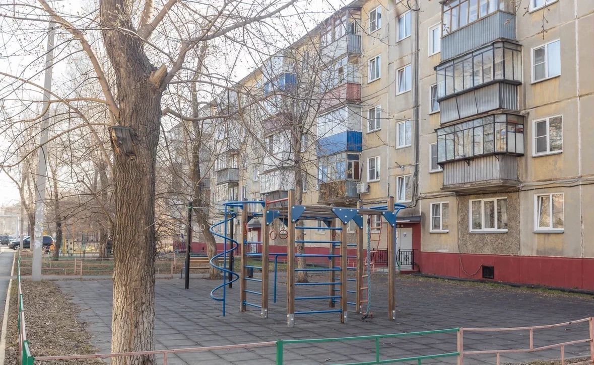 квартира г Челябинск р-н Ленинский ул Стахановцев 114а фото 25