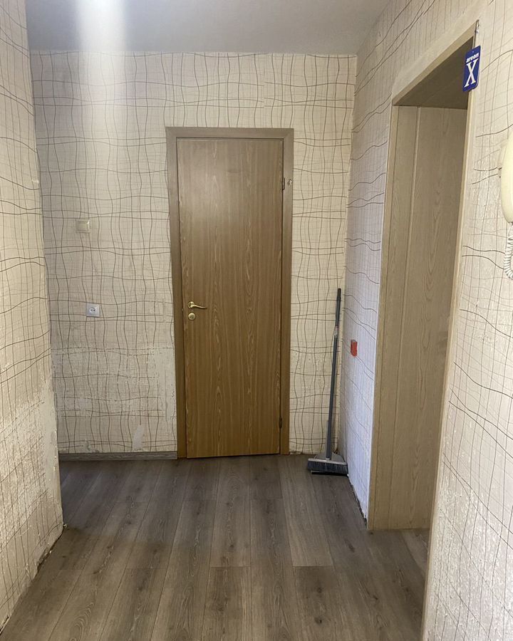 квартира г Волгоград р-н Дзержинский ул Краснополянская 14а фото 15