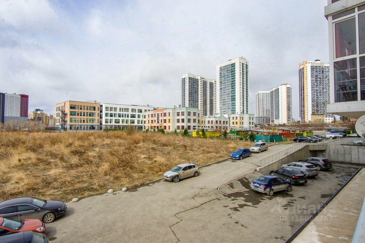 квартира г Екатеринбург р-н Чкаловский ул Рощинская 27 фото 18