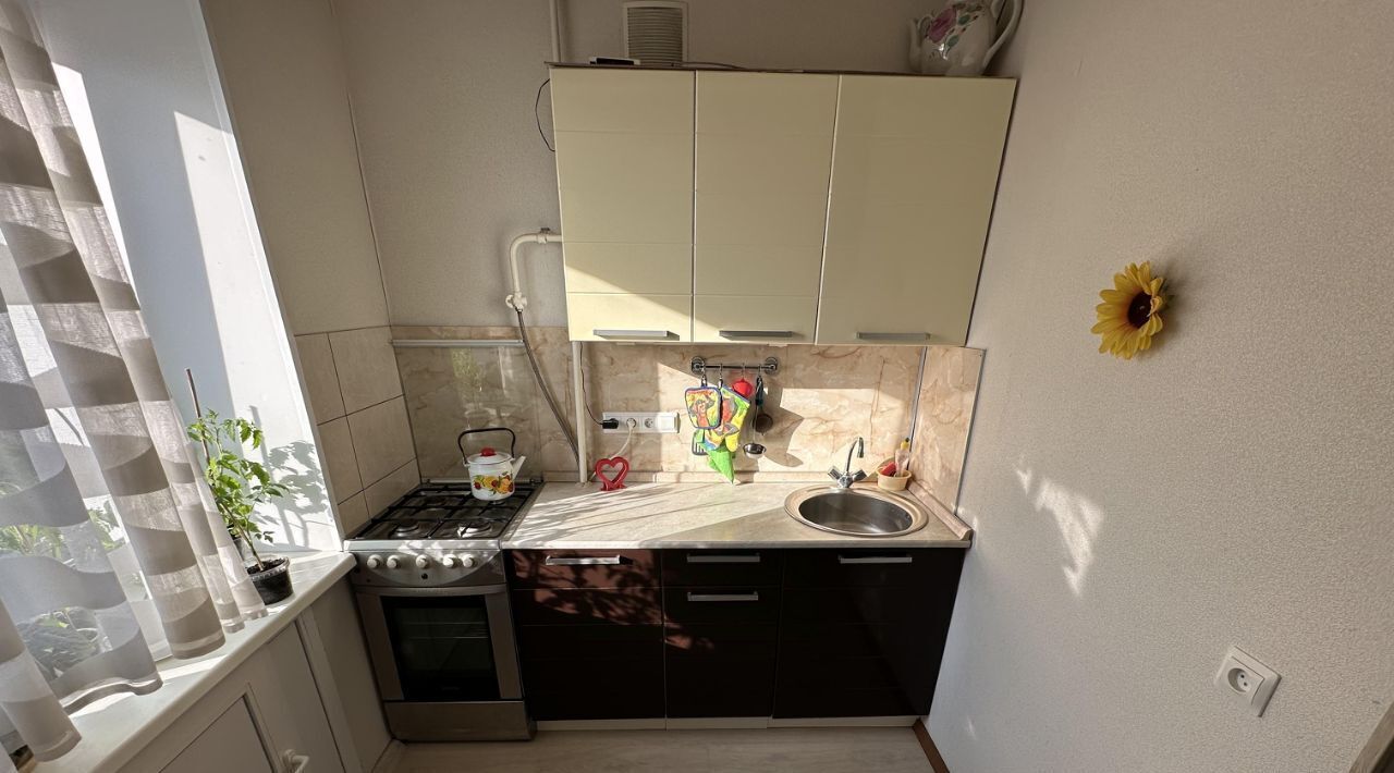 квартира г Нижний Новгород Горьковская ул Нестерова 4а фото 2