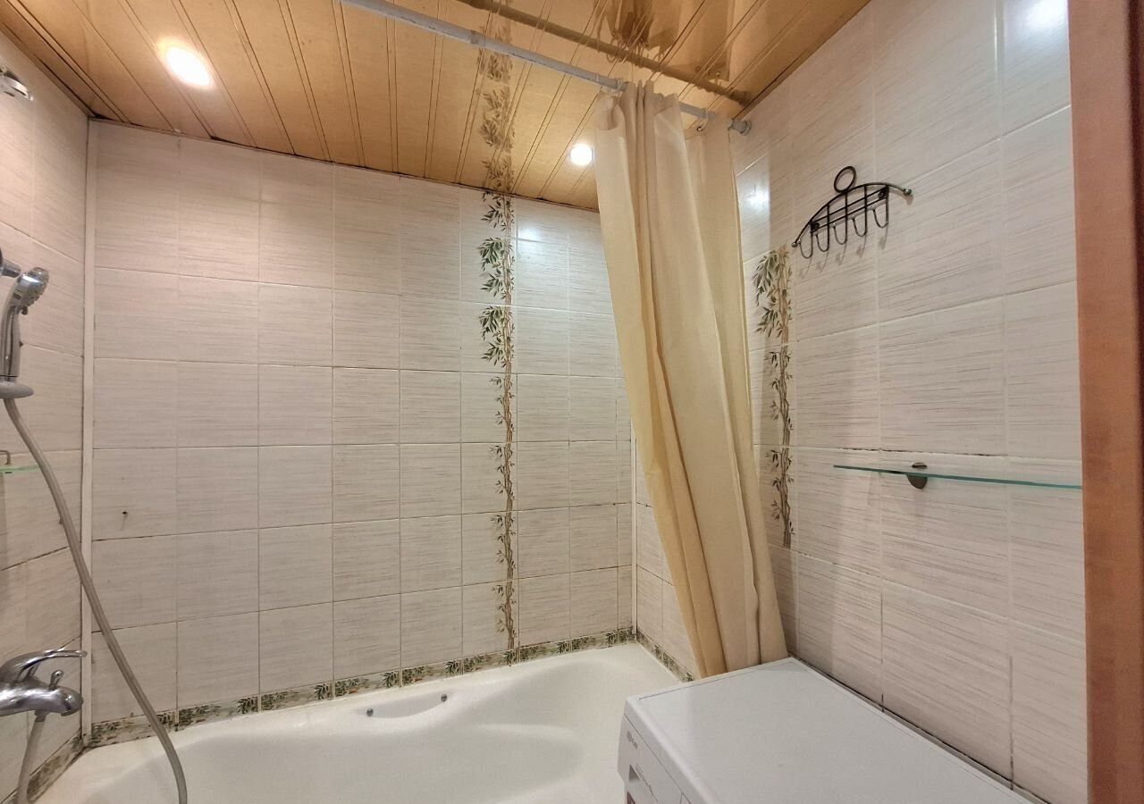 квартира г Тюмень р-н Центральный ул Красных Зорь 2 фото 19