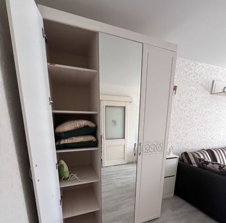 квартира г Тюмень р-н Центральный ул Красных Зорь 2 фото 6