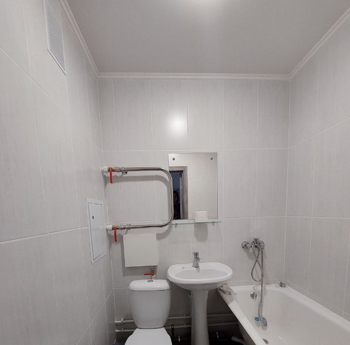 квартира г Пермь р-н Орджоникидзевский ул Косякова 15а фото 4