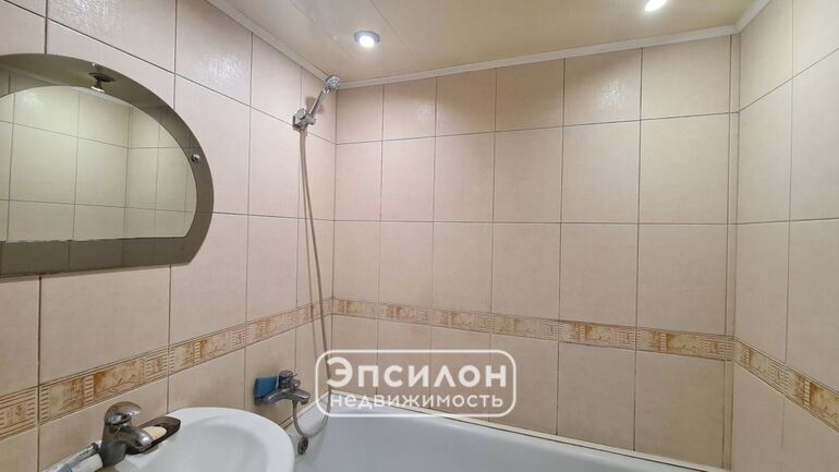 квартира г Курск р-н Сеймский ул Крюкова 16 фото 13